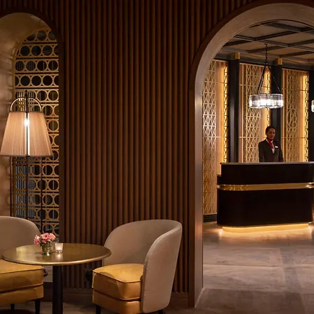 Maison Rouge & Spa, Autograph Collection ホテル