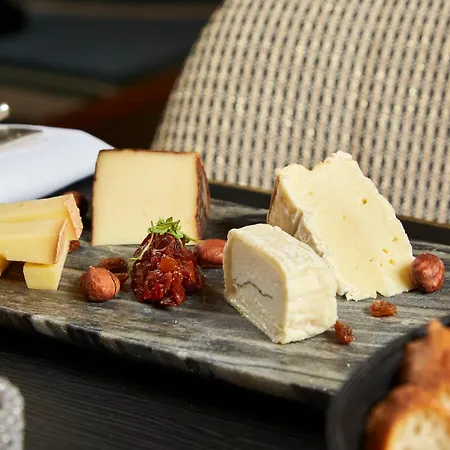 Maison Rouge & Spa, Autograph Collection 5*