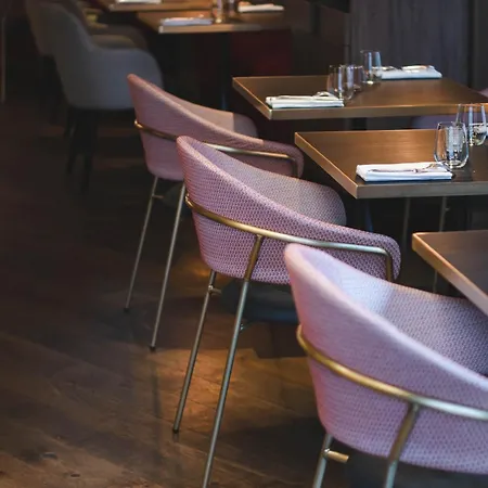 Hotel Maison Rouge & Spa, Autograph Collection 5*