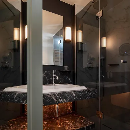 Maison Rouge & Spa, Autograph Collection 5*