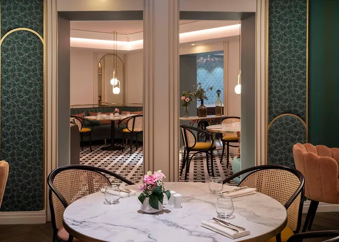 Maison Rouge & Spa, Autograph Collection 5*